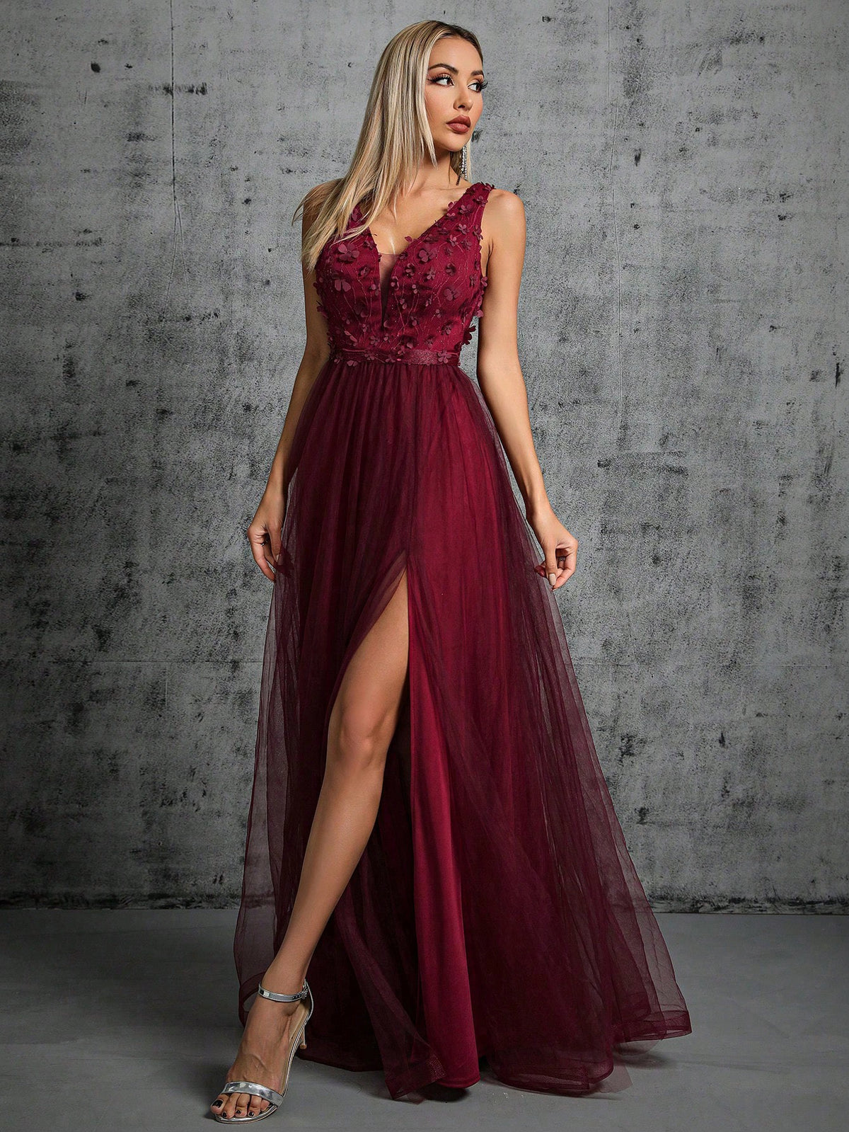 Appliques Detail Split Thigh Mesh Bridesmaid Dress