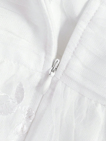 Appliques Mesh Overlay Cami Wedding Dress Without Veil