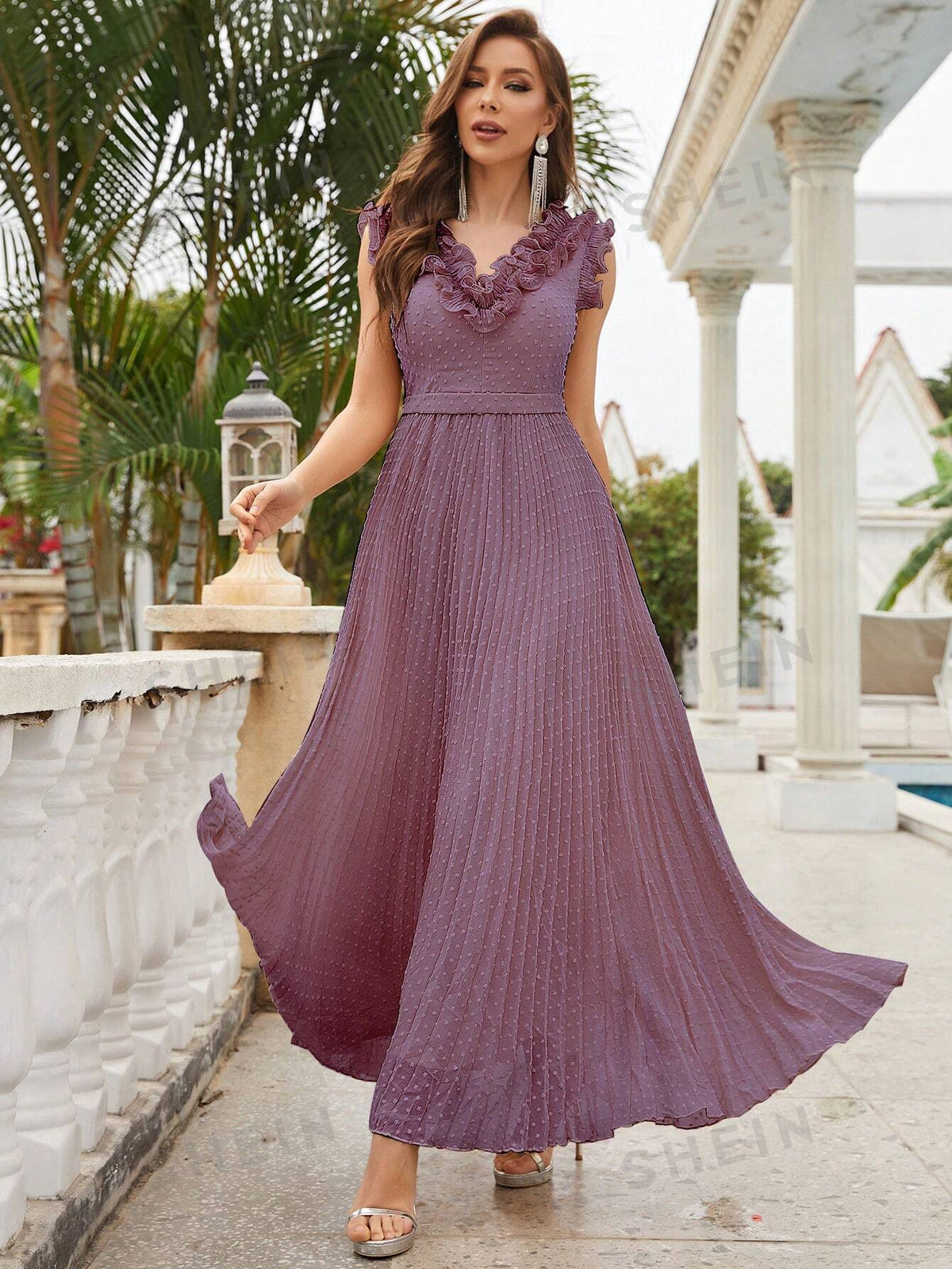 Appliques Pleated Hem Chiffon Bridesmaid Dress