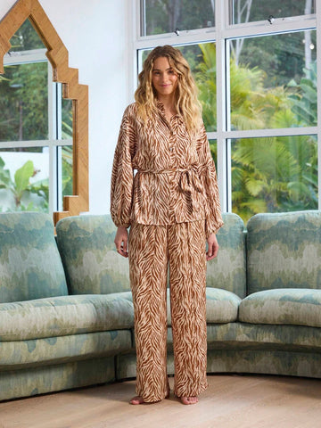 Aralina Textured Satin Pull On With Tie Waist Wide Leg Pant