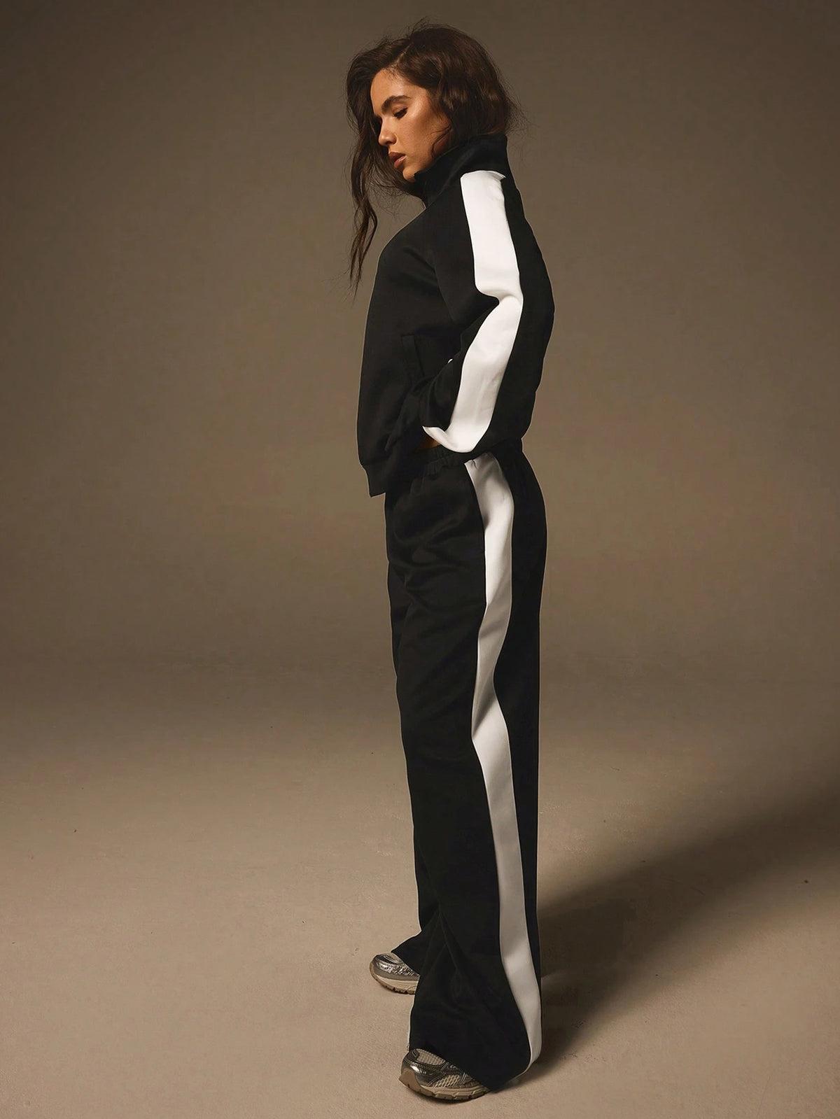 Athîral Women Autumn Contrast Color Zip Up Jacket And Pants 2pcs Set, Casual