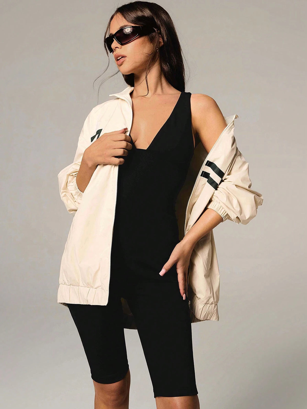 Athîral Women's Casual Simple Solid Color V-Neck Fitted Jumpsuit, For Summer