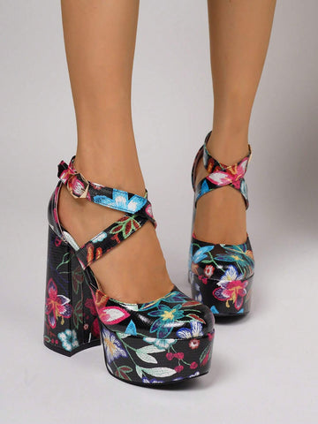 Autumn/Winter 2024 Side Buckle Floral Print Shoes For Women, Round Toe, Waterproof Platform, Retro Chic, Versatile