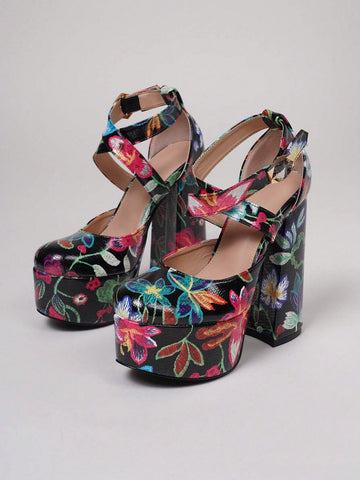 Autumn/Winter 2024 Side Buckle Floral Print Shoes For Women, Round Toe, Waterproof Platform, Retro Chic, Versatile