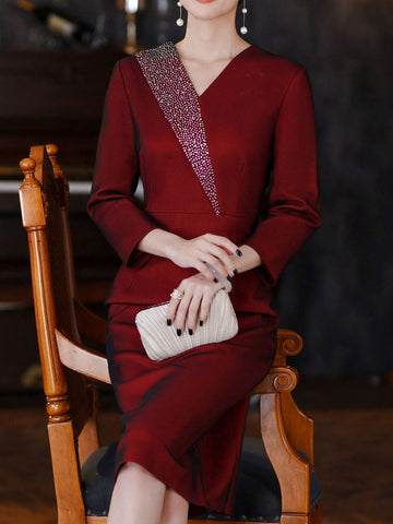 Autumn/Winter Rhinestone V-Neck Party Dress, Mid-Calf Length Burgundy Gown With 3/4 Sleeves, Front Slit, Back Zipper, Suitable For Weddings, Parties, Women's Formal/Evening Wear/Occasions/Engagement/Ceremony