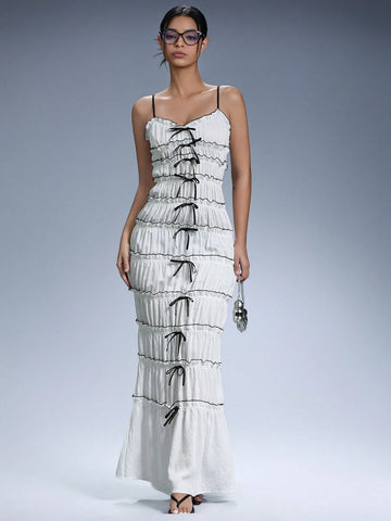 Aveloria Affinna Elegant Ripped Design Cake Skirt Women's Contrast Trim Spaghetti Strap Ruched Waist Bow Decor Bodycon Dress