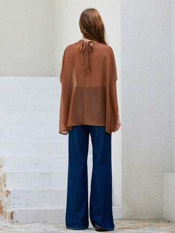 Aveloria Modichic Elegant Fashionable High-End Pleated Design High Collar Metallic Chiffon Women Short Sleeve Blouse