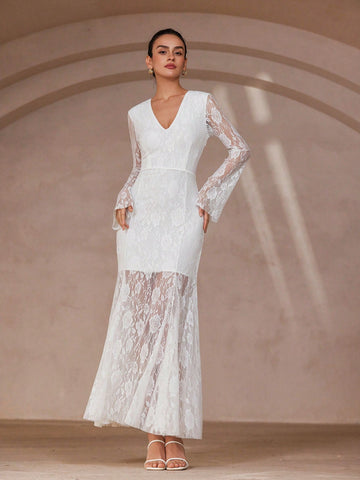 Aveloria Rosie French Romantic Elegant V-Neck A-Line Flare Long Sleeve Women's Cinched Waist Floor Length Lace Dress