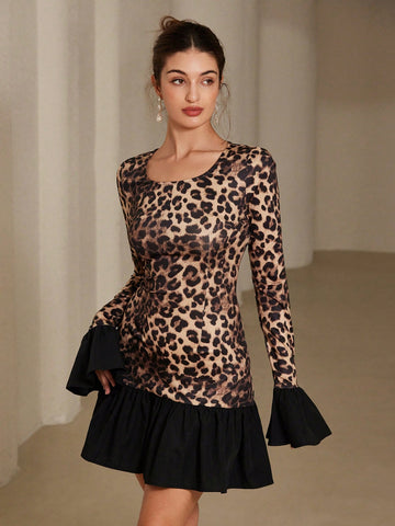 Aveloria Rosie Romantic Knitted Leopard Print Splicing U-Neck Short Dress With Ruffle Details And Contrast Color Trim, Figure-Flattering Fitted Long Sleeve Mini Dress For Women