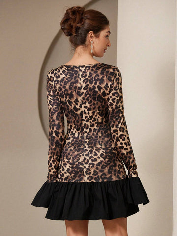 Aveloria Rosie Romantic Knitted Leopard Print Splicing U-Neck Short Dress With Ruffle Details And Contrast Color Trim, Figure-Flattering Fitted Long Sleeve Mini Dress For Women