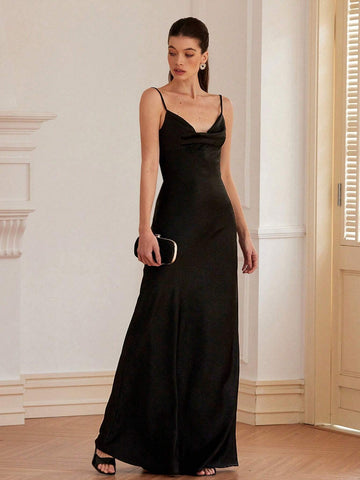 Aveloria Rosie Women's Sexy Plunging Neckline Backless Dress