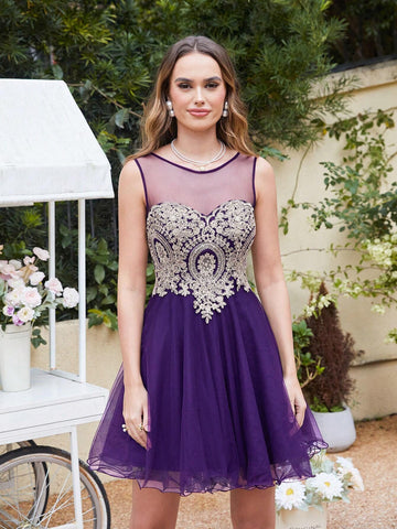 BABYONLINE D.R.E.S.S. Sleeveless Round Neck Mesh Panel Floral Embroidered Cocktail Dress With Slim Waist