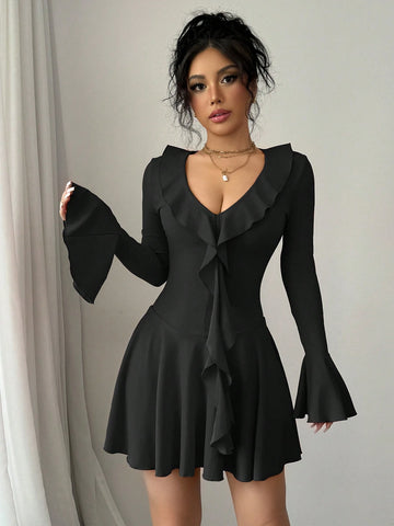 Black Color Sexy V-Neck Front Ruffle Streamer Slim Fit Long Bell Sleeves Ruffle Hem Dress,Valentine's Day Dating,Casual,Romantic,Simple,Elegant,Hot Girl,Spring New Women's Clothing