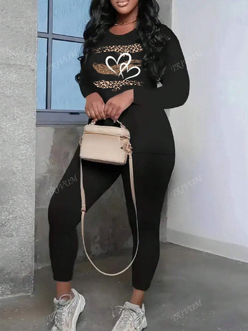 Black Two-Piece Women's Sportswear With Heart Pattern, Suitable For Autumn And Winter