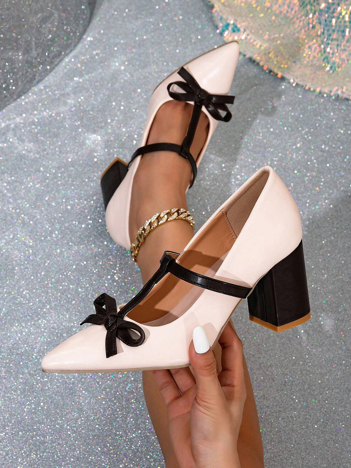 Black & White Thick Heel High Heels, Bow Decor Block Heel Pumps, Comfortable & Elegant,