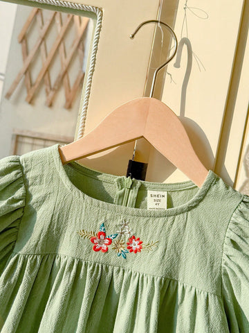 Blossori Young Girls Elegant French Style Green Embroidered Woven Dress With Puff Sleeves, Spring/Summer