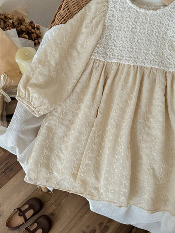 Blossori Young Girls Elegant French Style White Lace Patchwork Embroidery Loose Woven Dress, Autumn/Winter