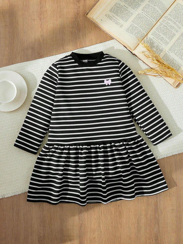 Blossori Young Girls French Chic Knitted Striped Embroidered Loose Long Sleeve Dress
