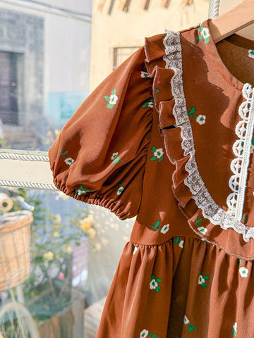 Blossori Young Girls French Elegant Floral Print Dress With Green Leaves, Deep Coffee Color Base, Round Neck, Suitable For Spring And Summer