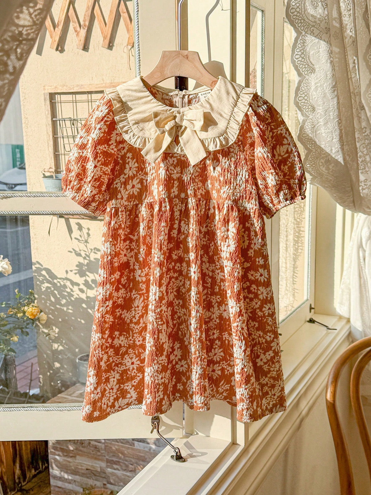 Blossori Young Girls' Spring & Summer French Elegant Orange Floral Print Pleated Collar Dress