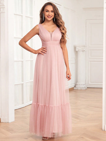 Bridesmaid Dress With Double V-Neckline And A-Line Tulle Skirt