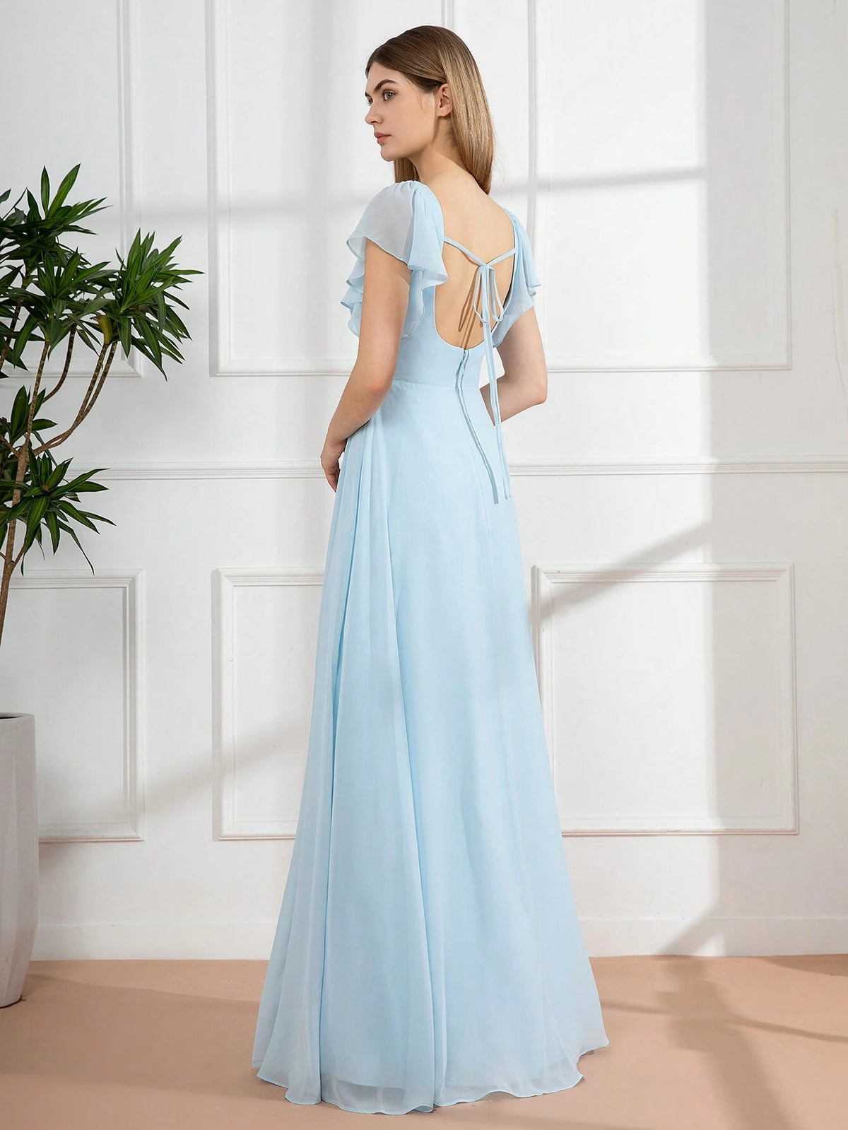 Bridesmaid Dress With Split Chiffon Skirt, Sweetheart Neckline And Flutter Sleeves