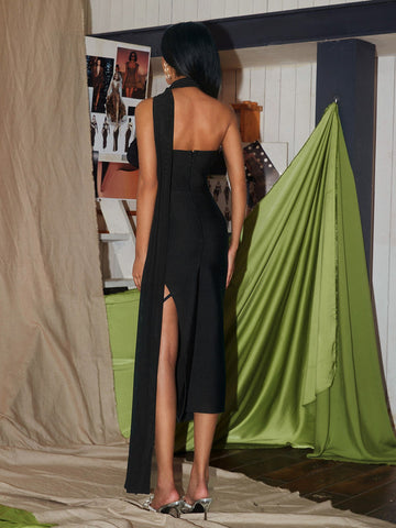 Bunga Halterneck Flower Draped Bandage Dress