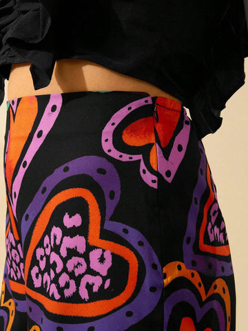 Women's Colorful Heart Print, Boho Print Black Mini Shorts, Holiday Casual Beach Summer Shorts