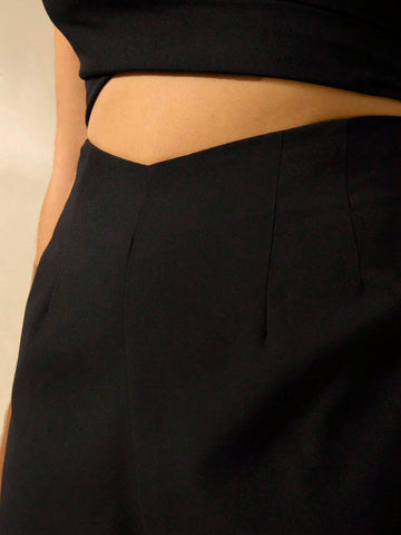 CAJUNI Women's V-Shaped Black Mini Shorts, Vacation Casual Summer Shorts