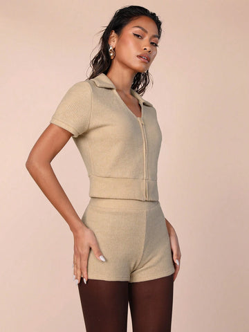COSMINA 2pcs/Set Women Solid Front Zip Up Short Sleeve Top And Shorts Set