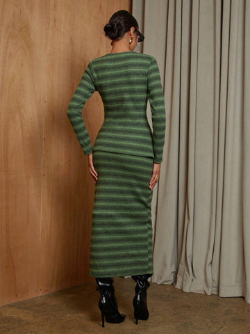 COSMINA 2pcs Women Stripe Print Round Neck Long Sleeve Top And Split Hem Skirt Set