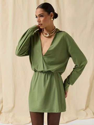 COSMINA Dark Green Dress, Deep V-Neck Design, Casual And Comfortable, Casual Party Wear, Short Skirt,Women's Solid Color Pleated Collar Elegant Long Sleeve Short Dress