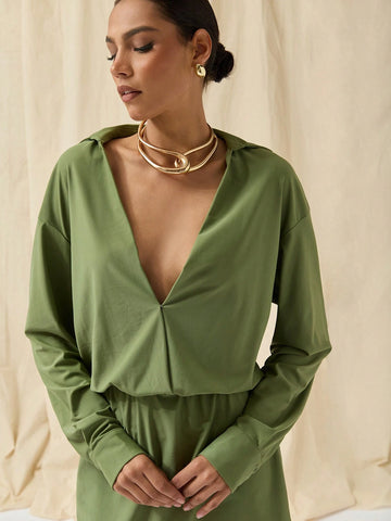COSMINA Dark Green Dress, Deep V-Neck Design, Casual And Comfortable, Casual Party Wear, Short Skirt,Women's Solid Color Pleated Collar Elegant Long Sleeve Short Dress