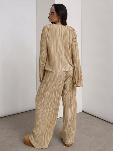 COSMINA Pleated Textured Fabric Two-Piece Set, Gold Two-Piece Set,Women 2pcs Casual Solid Color Pleated Long Sleeve Top And Pants Set, Autumn