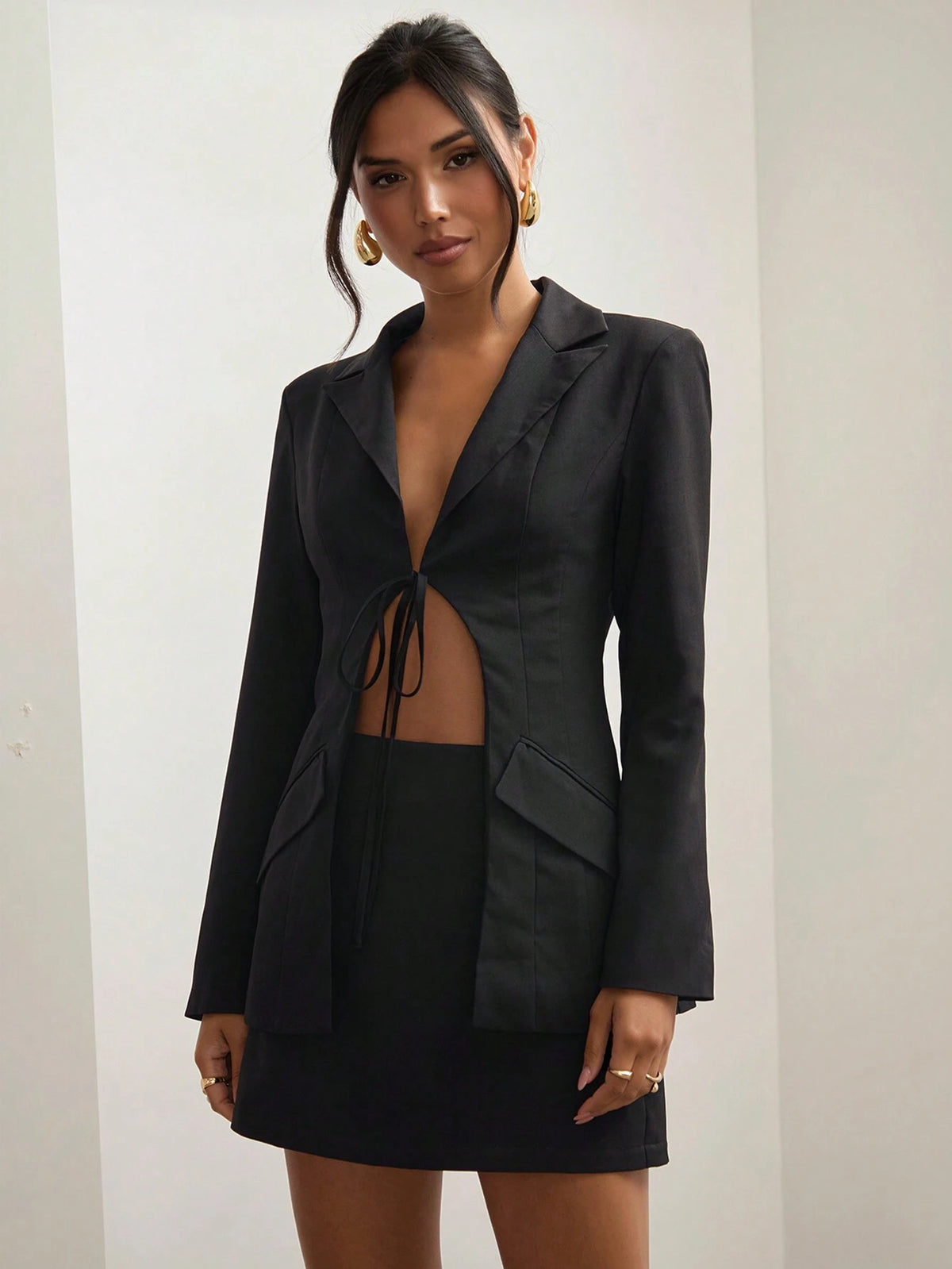 COSMINA Simple Two-Piece Suit, Black Fashion Suit, Two-Piece Suit Jacket And Skirt, For Workplace Commuting,2pcs Women`S Spring/Autumn Solid Color Collared Long Sleeve Tie-Front Jacket And Mini Skirt Casual Set
