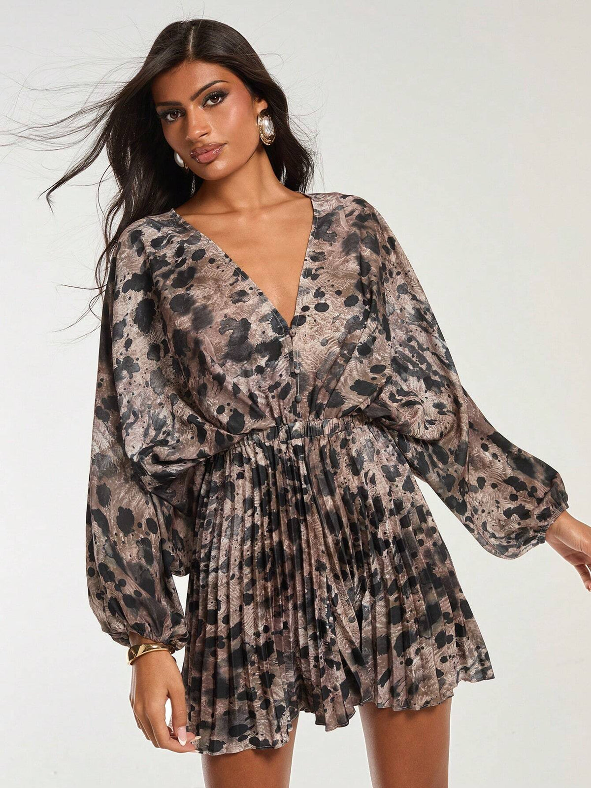 COSMINA Women's Autumn Full Print V-Neck Lantern Sleeve Fashionable Loose Jumpsuit