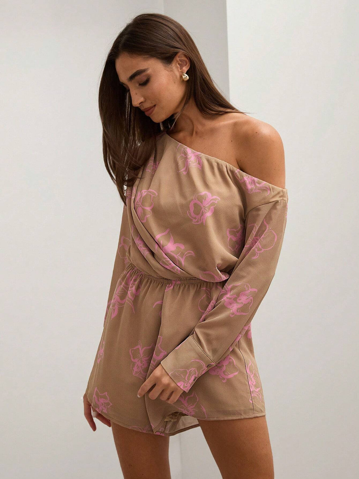 COSMINA Women's Resort Casual Floral Print Asymmetric Neck Jumpsuit