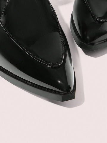 Women's Retro Hollow Out Design Square Toe Block Heel Mid Heel Pumps,