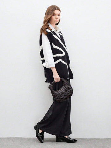 Women's Retro Hollow Out Design Square Toe Block Heel Mid Heel Pumps,