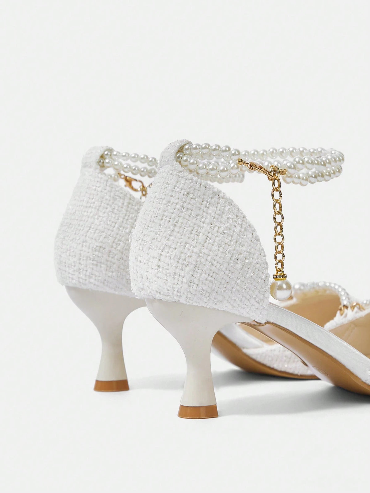 Women Vintage Embroidery Pointed Toe Slip-On Pumps