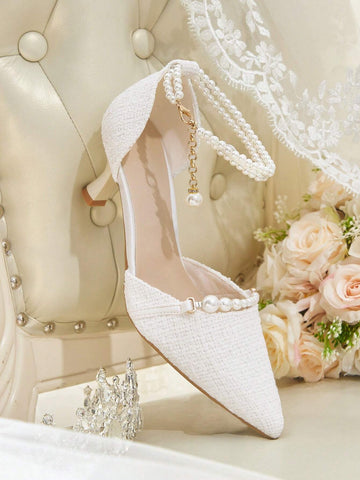 Women Vintage Embroidery Pointed Toe Slip-On Pumps