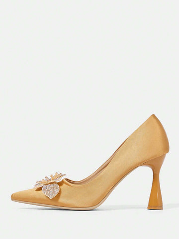 Women's Pointed Toe Floral Embellished Minimalist High Heel Pumps,