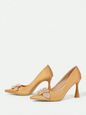 Women's Pointed Toe Floral Embellished Minimalist High Heel Pumps,