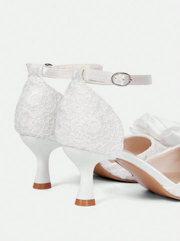 Women's Retro Embroidery Pointy Toe Slip-On High Heel Shoes