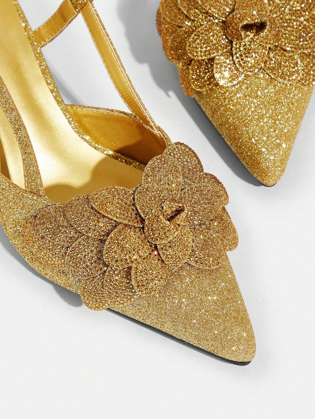 New Fashion High-End French Style Pointed Toe Floral Decor Stiletto Heel