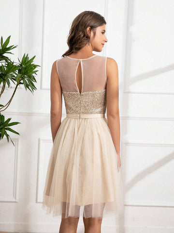 Champagne Mesh Patchwork Round Neck Sleeveless Party Dress