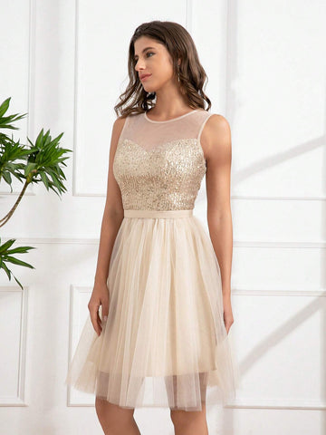 Champagne Mesh Patchwork Round Neck Sleeveless Party Dress