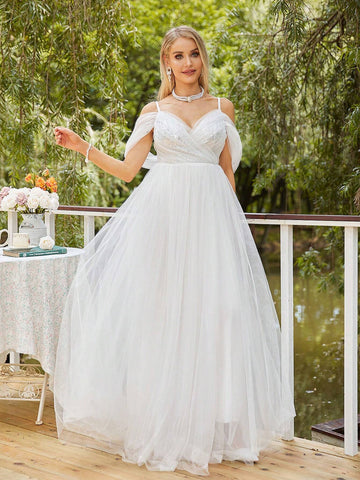 Cold Shoulder Mesh Overlay Wedding Dress