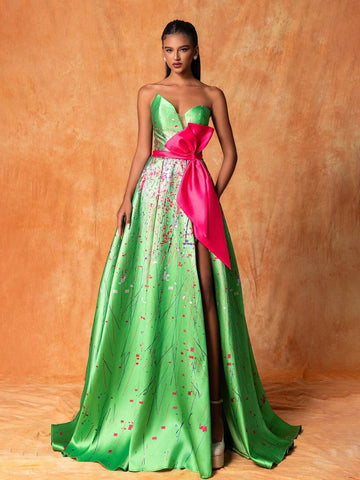 Colorblock Strapless Dress With Bow Detail, Slit, And Waistline Design For An Elegant Evening Dress