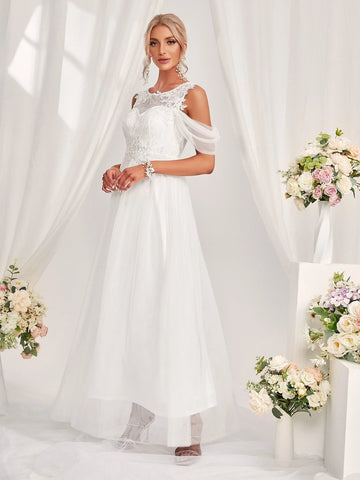Contrast Guipure Lace Wedding Dress